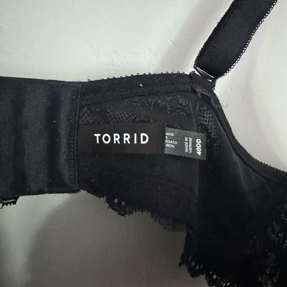 Torrid Black Underwire Bra with Molded Cups - Picture 4 of 7